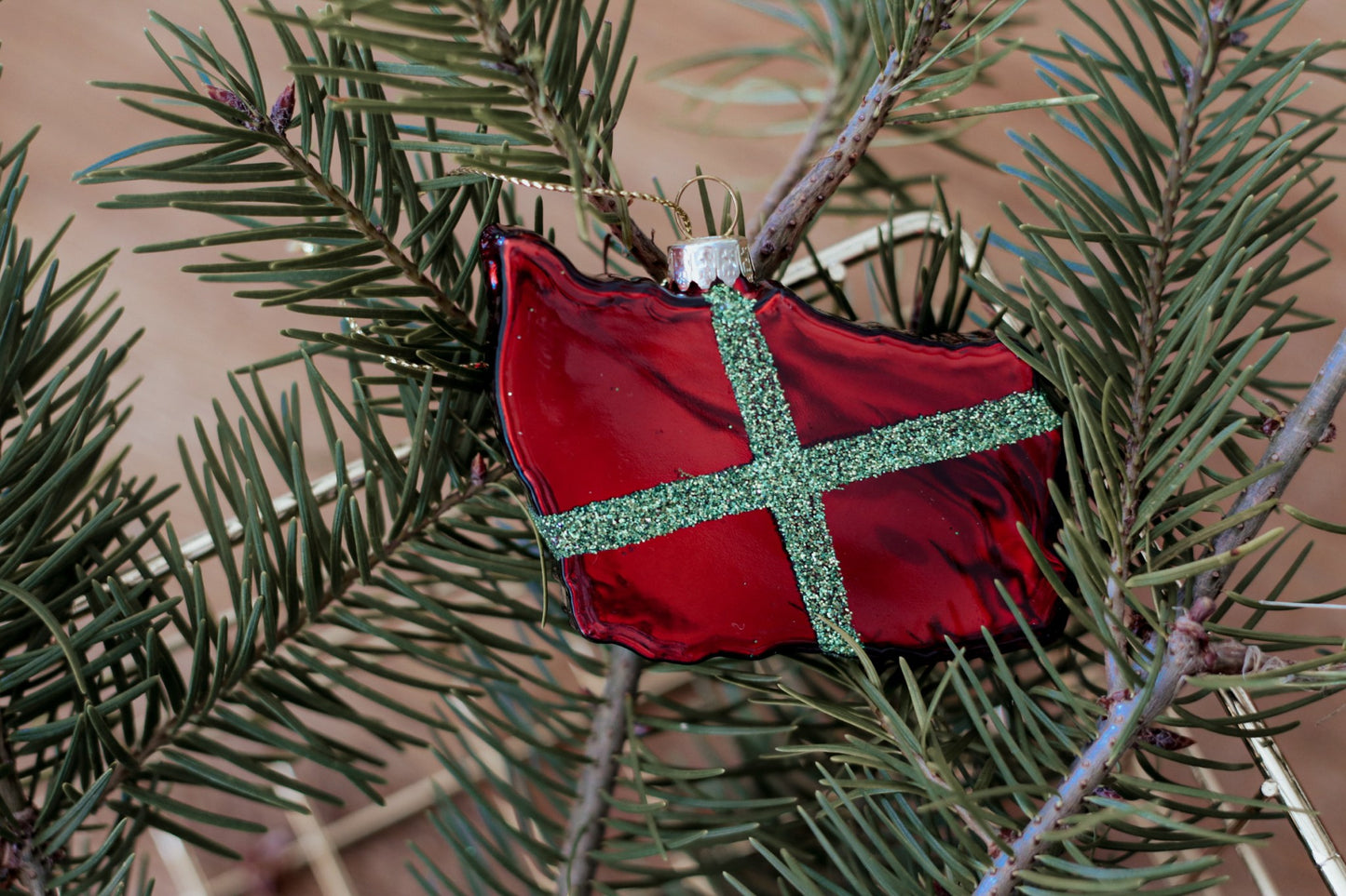 Bornholm omrids m. BH. flag